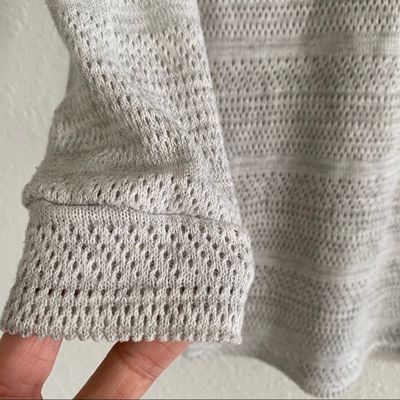 AG Long Sleeve Tunic Pullover Gray Size M - Picture 3 of 9